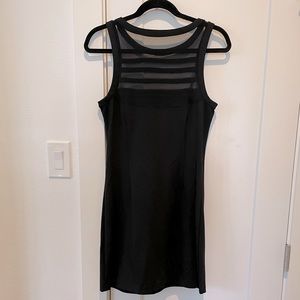 Black Sleeveless Fitted BB Dakota Dress Size Medium